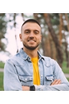 Ріелтор Артем Махов