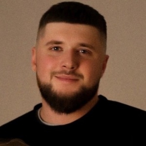 Про продавец Євген