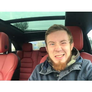 Про продавець Олександр