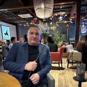 Про продавец Ігор