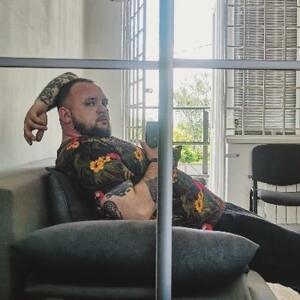 Про продавець Олег