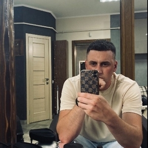 Про продавець Назар