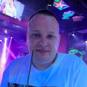 Про продавец Владислав Олегович Петренко