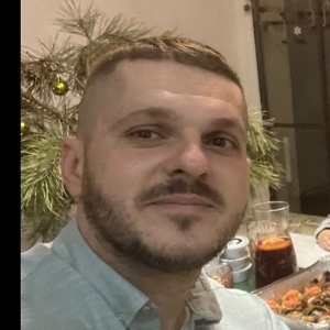 Про продавец Юра