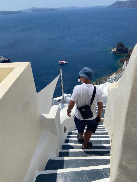 Про продавец Станислав Про продавец Станислав