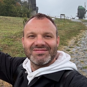 Про продавец Олександр Сергійович Білобородов