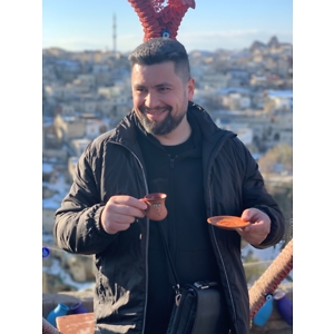 Про продавець Андрій Романович