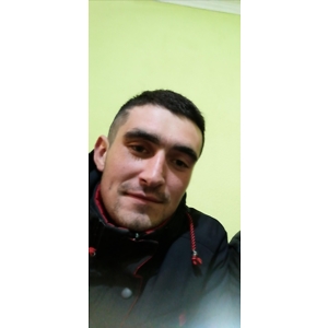 Про продавець Михайло