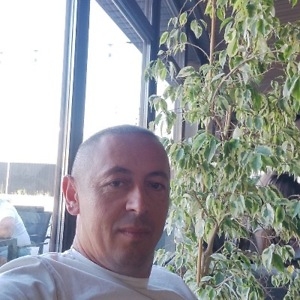 Про продавец Василь Васильович Феєр