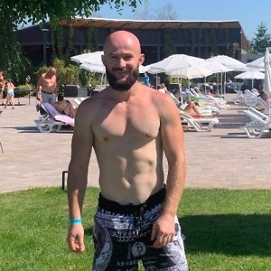 Про продавец Роман