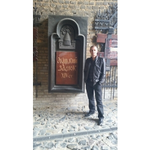 Про продавец Анатолий