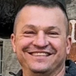 Про продавец Роман Васильович Голик