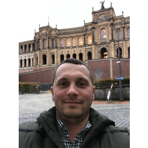 Про продавец Олександр