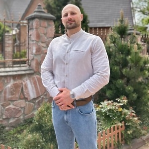 Про продавец Віктор  Олексійович