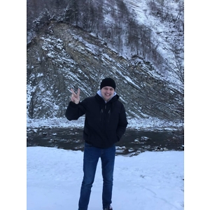 Про продавец Олександр Васильович  Воробець