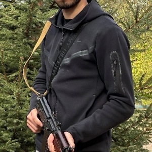 Про продавец Ara