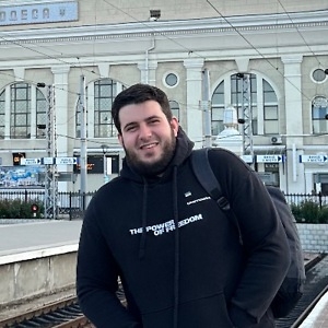 Про продавец Олександр Андрійович Семіда