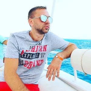 Про продавец Евгений Юрьевич 