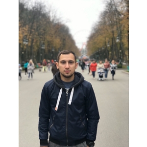 Про продавець Владислав Кабаченко