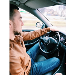 Про продавец Андрій