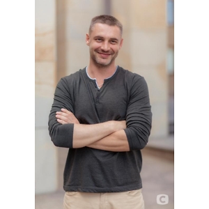 Про продавец Igor  Vladimirovich