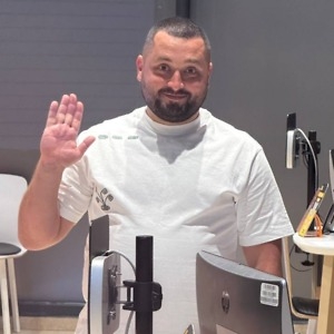 Про продавец Олександр 