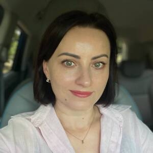 Надія Польова