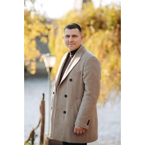 Про продавец Андрій Анатолійович