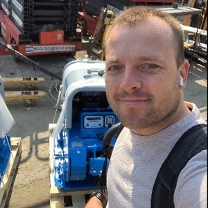 Про продавец Володимир Лисенко