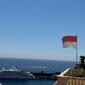 Про продавец Артур