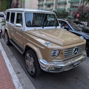 Про продавец Євгеній