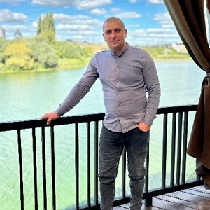 Про продавец Богдан 