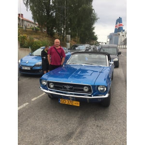 Про продавец Віктор