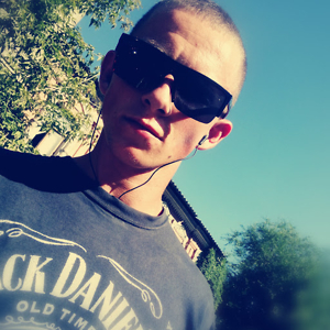 Про продавець Artur bendas