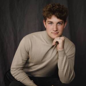 Про продавец Сергей Олександрович Корпалюк