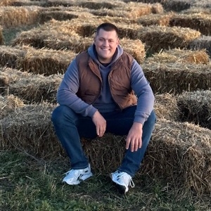 Про продавец Кирил Миколайович