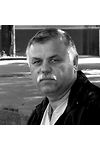 Продавец Юрий Петрович
