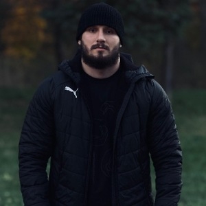 Про продавец Рома Олександрович Мельник Про продавец Рома Олександрович Мельник