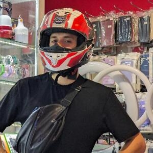 Про продавец Владислав Олегович