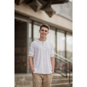 Про продавец Марян Романович