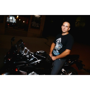 Про продавец Антон