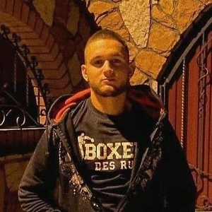 Про продавец Михайло Ігорович Про продавец Михайло Ігорович