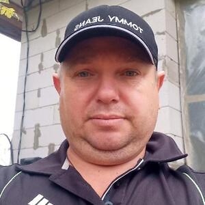Про продавец Костянтин  Володимирович  Коробко 