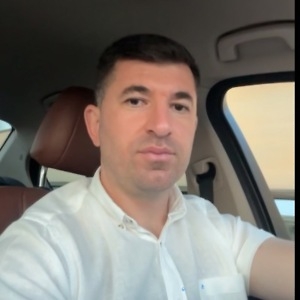 Про продавец Валех Играр Акбаров