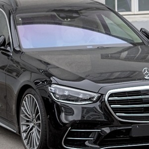 Про продавець Олег Вікторович