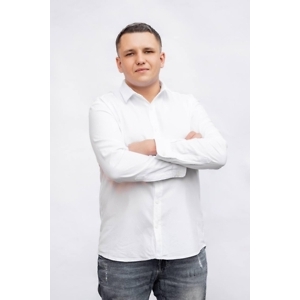 Про продавец Маркіян  Гірський