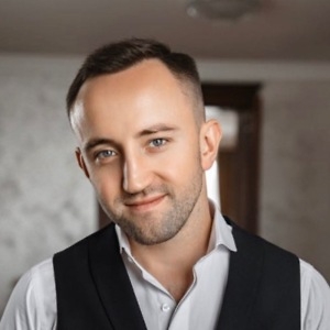 Про продавец Олег Олегович