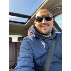 Про продавец Maxim Florenko