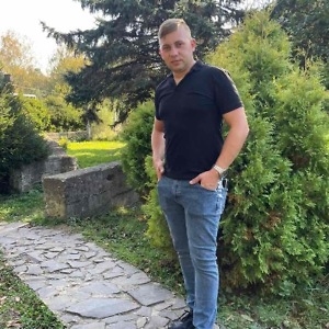 Про продавец Михайло Про продавец Михайло