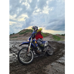 Про продавец Игорь Шкодник